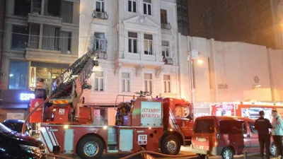 Beyoğlu'nda korkutan yangın