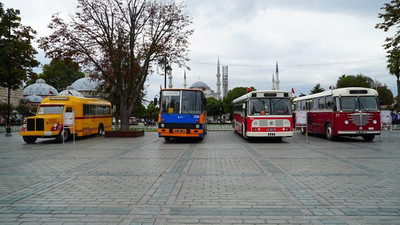 İETT'nin emektar otobüsleri ziyaretçilerini bekliyor