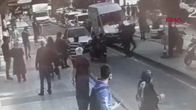 Engelliye önce çarpıp sonra darp etti!