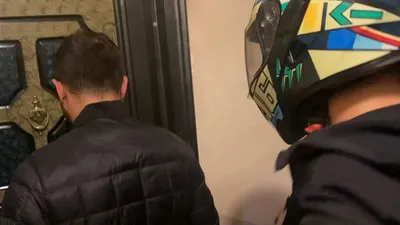İstanbul'dan polisten ''kuryeli'' baskın