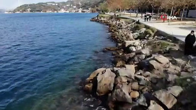 İstanbul boğazında tedirgin eden görüntü: Sular çekildi...