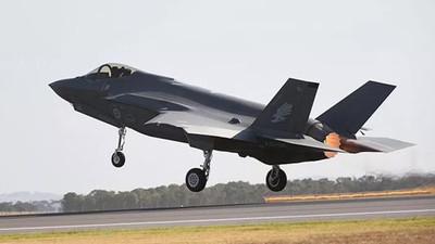 F-35 jeti Akdeniz'e düştü