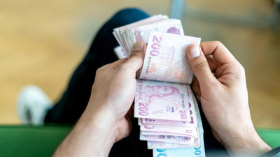 AK Parti'nin ''torbası''ndan ''çift maaş'' çıktı