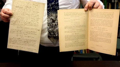 Einstein'ın defteri 13 milyon dolara satıldı