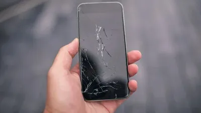Kırık cep telefonuyla dolandırıcılık