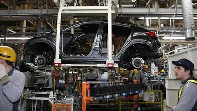 Otomotiv devi kepenk indirdi! Üretim durdu