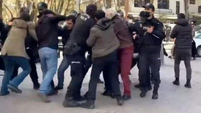 Fatih Portakal: ''Yazar kasa protestosu bile hafif kaldı''