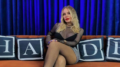 Hande Sarıoğlu ve Aleyna Kalaycıoğlu dansta: Durmamı mı bekliyordunuz?