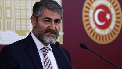 Bakan Nureddin Nebati şiir okudu