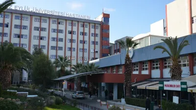 Korkunç iddia: Bacağı kırılan hemşire, vida ve plak olmadığı için 4 gün bekledi