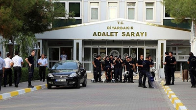 Adliye önünde çatışma! Yaralılar var