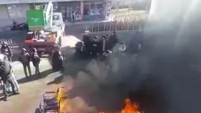 Engelli memur müdürüne isyan edip aracını yaktı