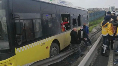 İstanbul'da İETT otobüsü yoldan çıktı: Yaralılar var