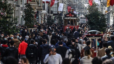 Bilim Kurulu Üyesi Özlü'den uyarı: Uzayan enfeksiyonlarla yeni varyantlar çıkabilir
