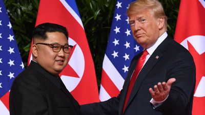Trump hakkında ''pes'' dedirten iddia: Aşk mektuplarını da yanında götürmüş