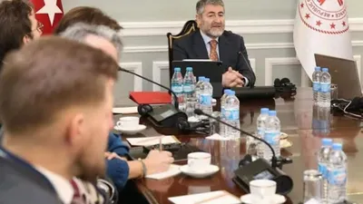 İngiltere'de Türk heyetine ''Seçim sonuçlarını tanıyacak mısınız?'' sorusu