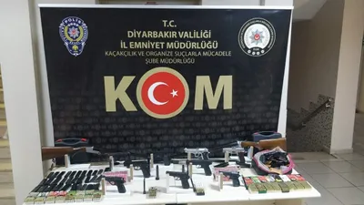 25 adrese eş zamanlı baskın