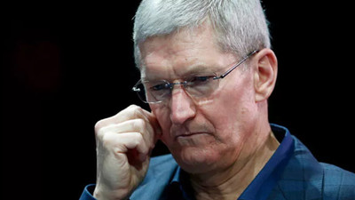 Apple CEO'su Tim Cook'a çağrı: Rus kullanıcıları App Store'dan engelleyin