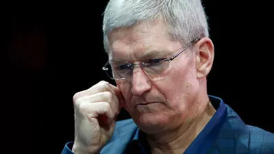 Apple CEO'su Tim Cook'a çağrı: Rus kullanıcıları App Store'dan engelleyin
