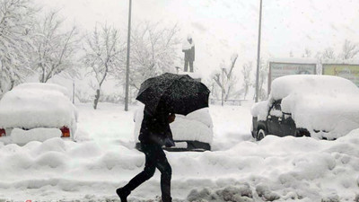 İstanbul'a kar çok fena geliyor! 186 yıldır böylesi görülmedi...