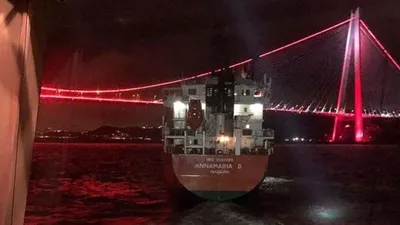 İstanbul Boğazı'nda gemi kurtarma operasyonu