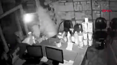 Kasa fareleri kamerada... Sürükleye sürükleye çaldılar