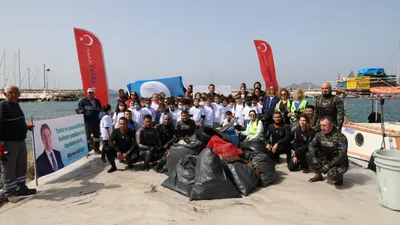 Bodrum'da deniz dibi temizliği devam ediyor