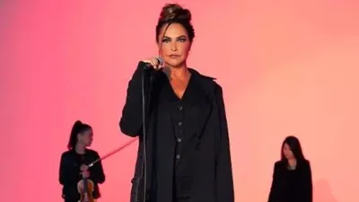 Hülya Avşar'dan 3 yıl sonra yeni şarkı sürprizi