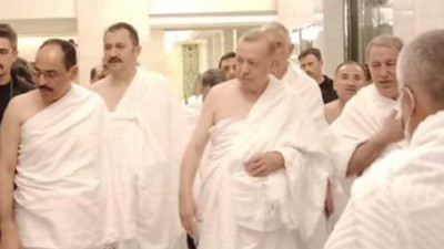 Cumhurbaşkanı Erdoğan ve bakanlardan Umre ziyareti