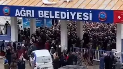 Yürek burkan bayram şekeri izdihamı kamerada