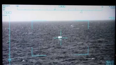 Türk savaş gemisinin Akdeniz'deki müdahale anı kamerada
