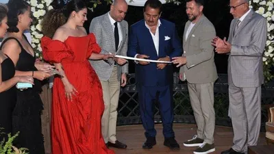 Dilan Çıtak Tatlıses ve Levent Dörter nişanlandı! Saçları olay oldu