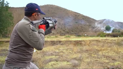 10 saniyede 6 bomba atan yerli silah Mehmetçik'e teslim edildi