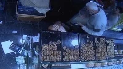 Yer: İstanbul... Simidin fiyatını duyunca fırıncıyı dövdü
