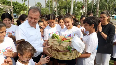 Başkan Seçer, kır çiçekleri ile buluştu