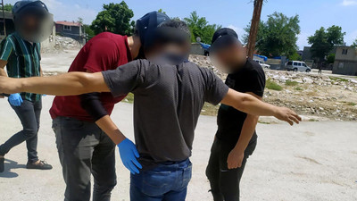 Cono'ların yaşadığı mahalleye şok baskın!