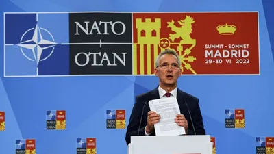 NATO'dan İsveç ve Finlandiya'ya resmi davet