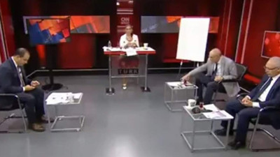 Hande Fırat ''biz yalaka değiliz'' dedi canlı yayın karıştı