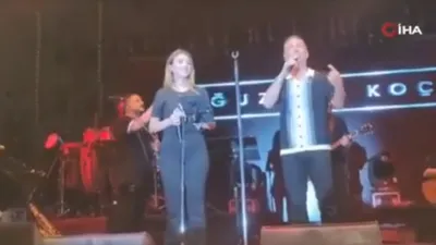 Oğuzhan Koç sahneyi terk etti, konser alanı karıştı
