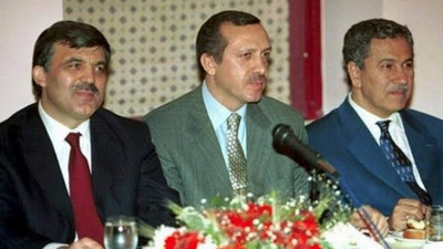 Bülent Arınç'tan imalı ''AK Parti 21 yaşında'' paylaşımı