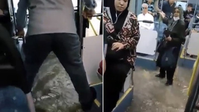 İETT otobüsünü sel bastı! Yolcuların panik anları kamerada