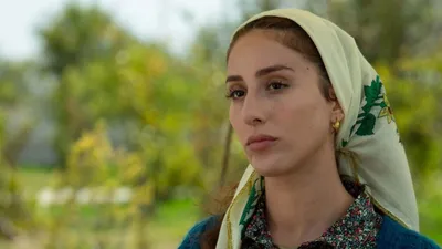 Bir Zamanlar Çukurova'nın Fadik'i Polen Emre bikinili pozlarıyla büyüledi