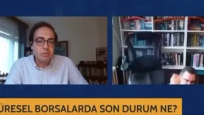 Ünlü ekonomist Tunç Şatıroğlu, ekonomiyi anlatırken koltuktan düştü