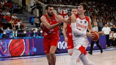 12 Dev Adam, Gürcistan'ı geçemedi