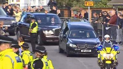 Kraliçe Elizabeth’in naaşı yola çıktı