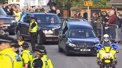Kraliçe Elizabeth’in naaşı yola çıktı