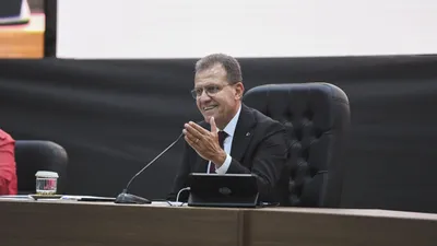 Mersin Büyükşehir Belediye Başkanı Seçer: ''Kimsenin hakkına tecavüz ettirmem''
