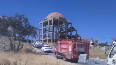 Cami inşaatında feci kaza: Yaralılar var
