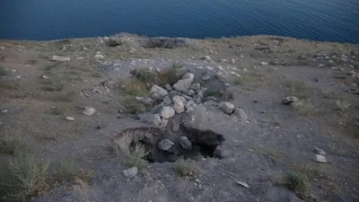 Van Gölü'nde ortaya çıktı, definecilerin iştahını kabarttı! Tam 2 bin 700 yıllık