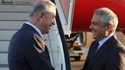 Bakan Akar, İngiliz mevkidaşı ile görüştü